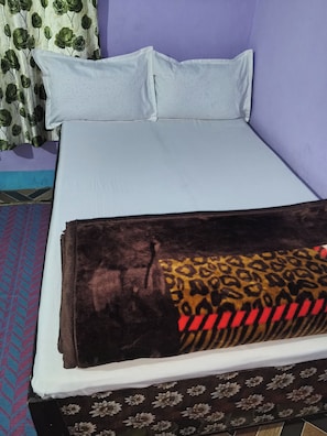 Room - Bansh Buransh Homestay (Sari)