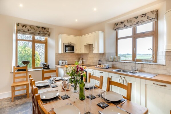 Dining - 4 Bed in West Pennard (oc-f34973) (Coxbridge)