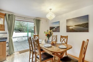 Dining - 3 Bed in Polruan (oc-l35010) (Fowey)