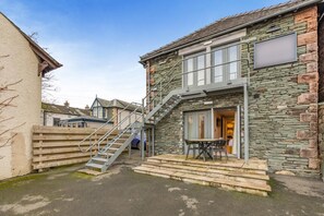 Exterior - 2 Bed in Keswick (oc-d35022) (Keswick)