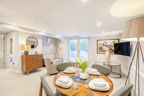 Interior - 2 Bed in Keswick (oc-d35022) (Keswick)