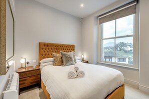 Iron/ironing board, free WiFi, bed sheets - 1 Bed in Keswick (oc-g35025) (Keswick)