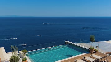 Piscina stagionale all'aperto