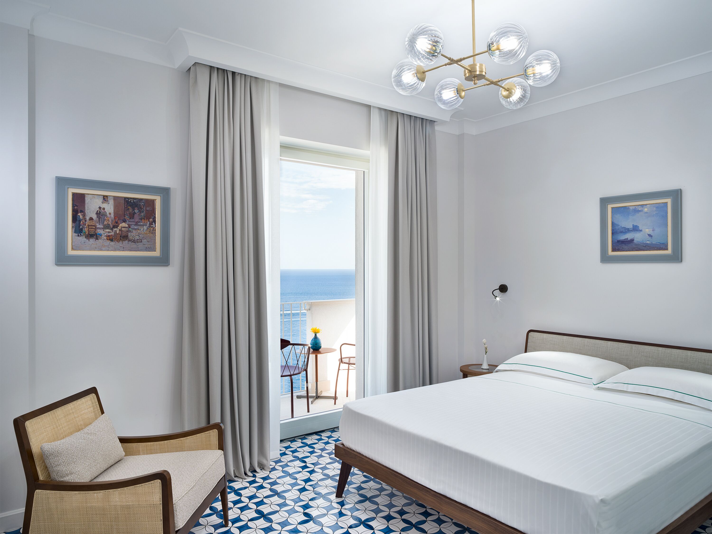 In-room safe, blackout drapes, soundproofing, free WiFi