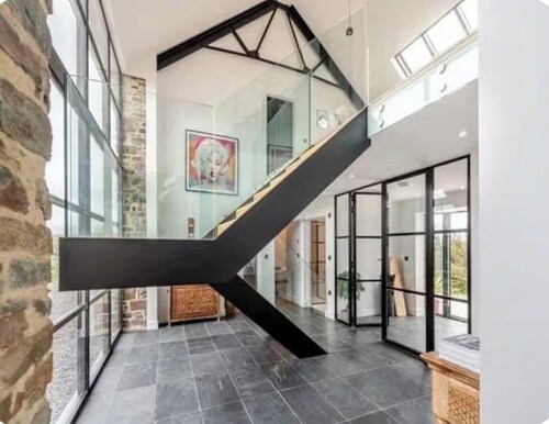 6 Bed in Hartland (oc-b35044)