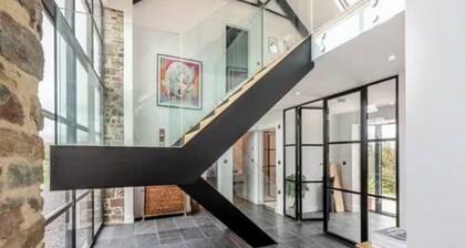6 Bed in Hartland (oc-b35044)