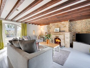 Fernseher, Kamin