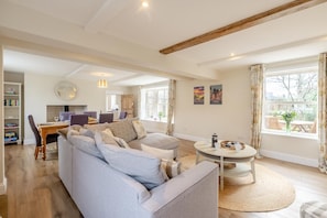 TV, fireplace - 3 Bed in Haxby (oc-a36048) (Haxby)