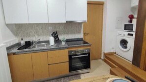 Appartement, non-fumeur, vue sur la ville | Cuisine privée