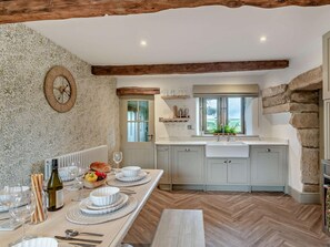 Dining - 4 Bed in Skipton (oc-95155) (Thorpe)