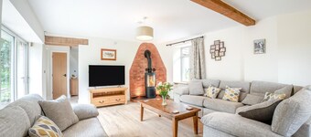 4 Bed in Taunton (oc-w35167)