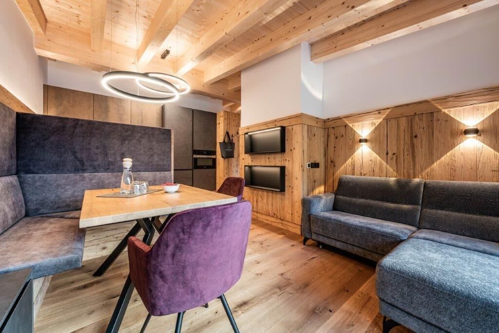 Deluxe-Apartment, Bergblick | Speisen