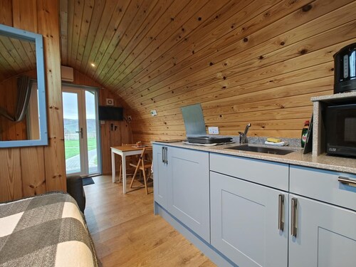 1 Bed in Tyn-y-Groes (oc-g36306)