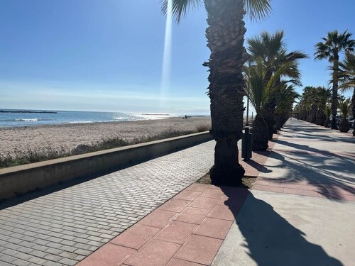 La Mota Beach House with Pool & BBQ