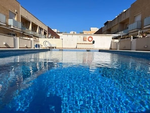 Pool - La Mota Beach House with Pool & BBQ (Cubelles)