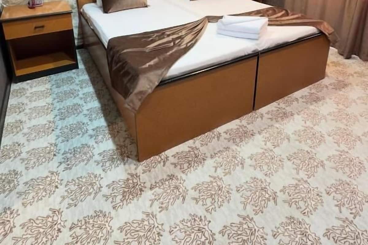Economy Double Room, City View | Soundproofing, free WiFi