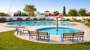 Family Apartment, Balcony, Garden View | In-room safe, blackout curtains, free WiFi