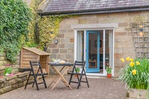 Outdoor dining - 1 Bed in Glaisdale (oc-m36059) (Glaisdale)