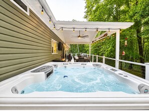 Terrace/patio - Family Lake Retreat | Hot Tub + Lake Access | Pets (Burnside)