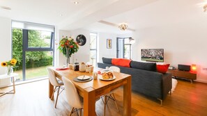 TV - 2 Bed in Alnwick (oc-coq92) (Alnwick)