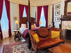 Room - The Empress Hotel | Hornibrook Suite | King Suite (Little Rock)