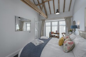 Iron/ironing board, travel cot, free WiFi, bed sheets - 1 Bed in Lowick (oc-coq44) (Hetton Steads)