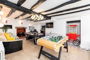 Games room - 8 Bed in Ambleside (oc-k36283) (Grasmere)