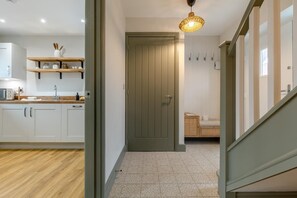 Interior - 3 Bed in Northrepps (oc-h36887) (Northrepps)