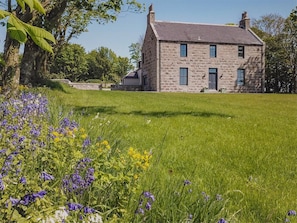 Exterior - 7 Bed in Ellon (oc-ca249) (Methlick)
