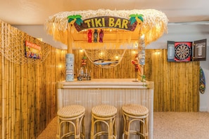 Ferienhaus, 2 Schlafzimmer, Gartenblick | Bar (in der Unterkunft)