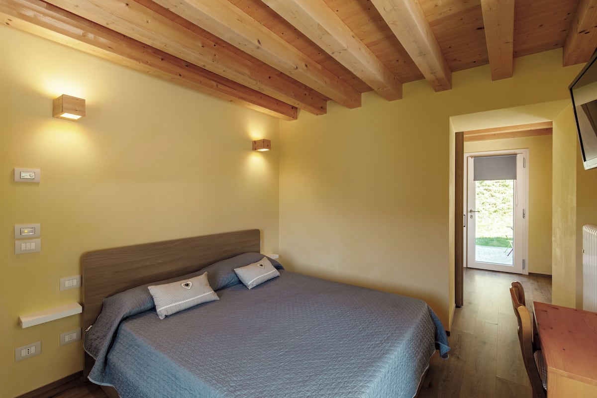 Comfort-huone, vuoristonäköala | Pimennysverhot, ilmainen Wi-Fi, vuodevaatteet
