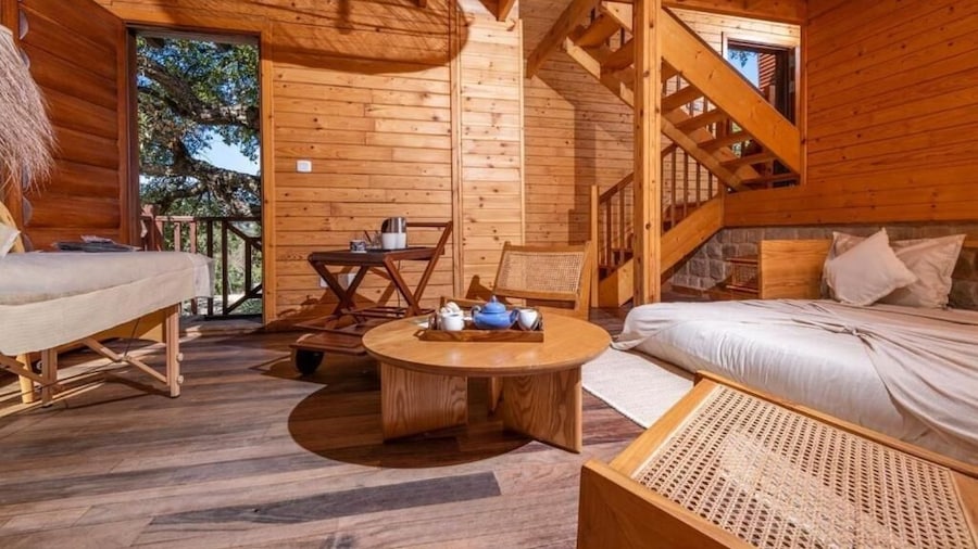 Chalets & SPA à l eau thermale