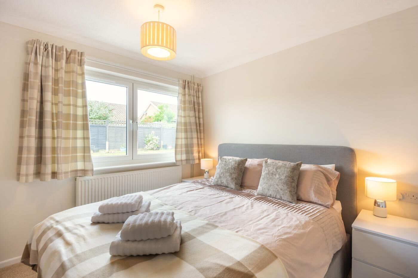 2 bedrooms, WiFi (free), bed sheets