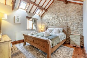 Travel cot, free WiFi, bed sheets - 2 Bed in Great Edstone (oc-t36332) (Great Edstone)