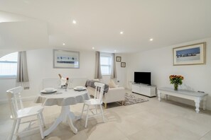 TV - 1 Bed in Bath (oc-k37860) (Bath)