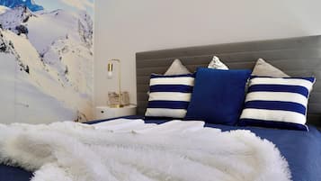 Apartment, Patio, City View | Iron/ironing board, WiFi (free)