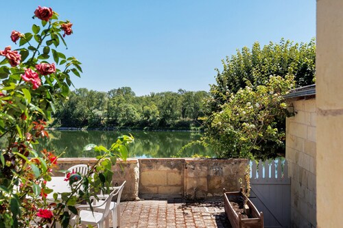 Maison Vue Loire : terrasse privée, jardin privé et Wi-Fi à Chouzé-sur-Loire