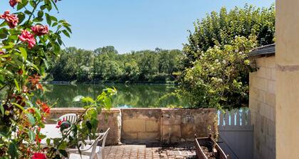 Maison Vue Loire : terrasse privée, jardin privé et Wi-Fi à Chouzé-sur-Loire