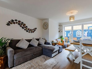 TV - 4 Bed in Broadstairs (oc-81104) (Broadstairs)