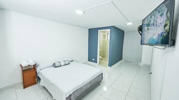 Deluxe Double Room | Free WiFi