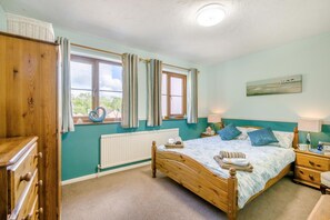 Iron/ironing board, free WiFi, bed sheets - 2 Bed in Wangford (oc-h36934) (Wangford)