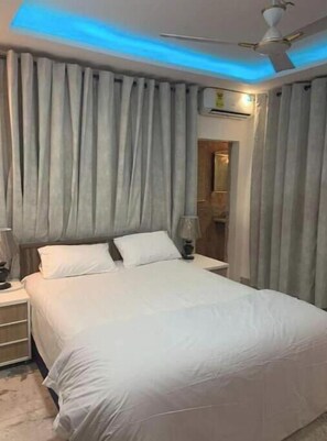 2 室のベッドルーム、WiFi