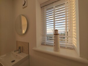 Interior - 4 Bed in Aberdovey (oc-c35170) (Aberdovey)