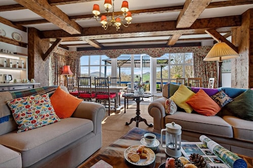 5 Bed in Maeshafn (oc-p37882)