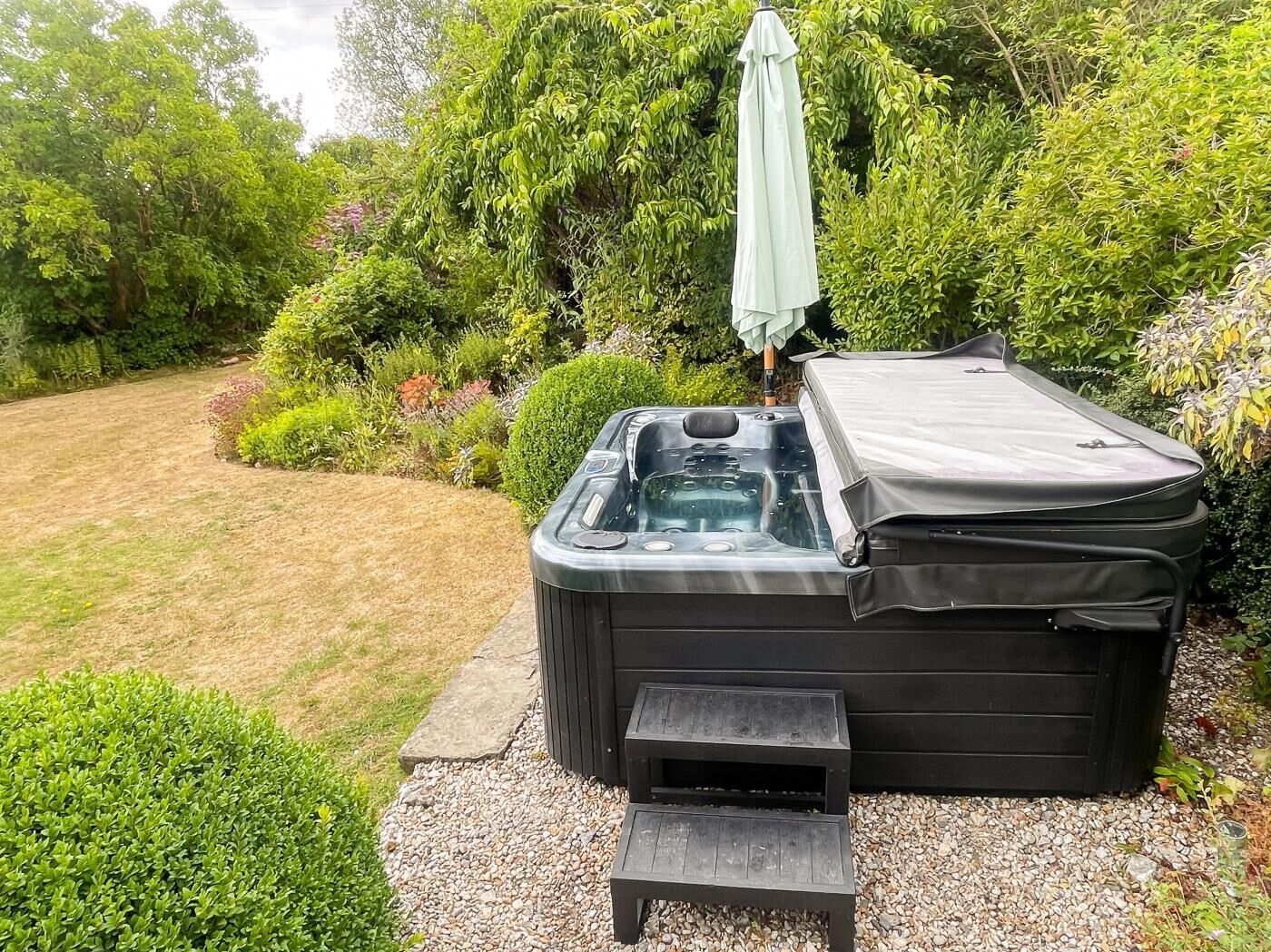 Baignoire à remous extérieure