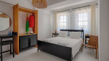 Habitación doble estándar, vista al jardín | Wifi gratis