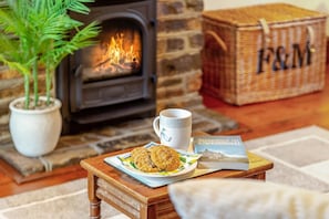 Interior - 2 Bed in Goonhavern (oc-l39031) (Goonhavern)