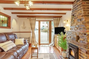 TV - 2 Bed in Goonhavern (oc-l39031) (Goonhavern)