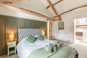 Iron/ironing board, travel cot, free WiFi, bed sheets - 2 Bed in Caldbeck (oc-b38644) (Caldbeck)