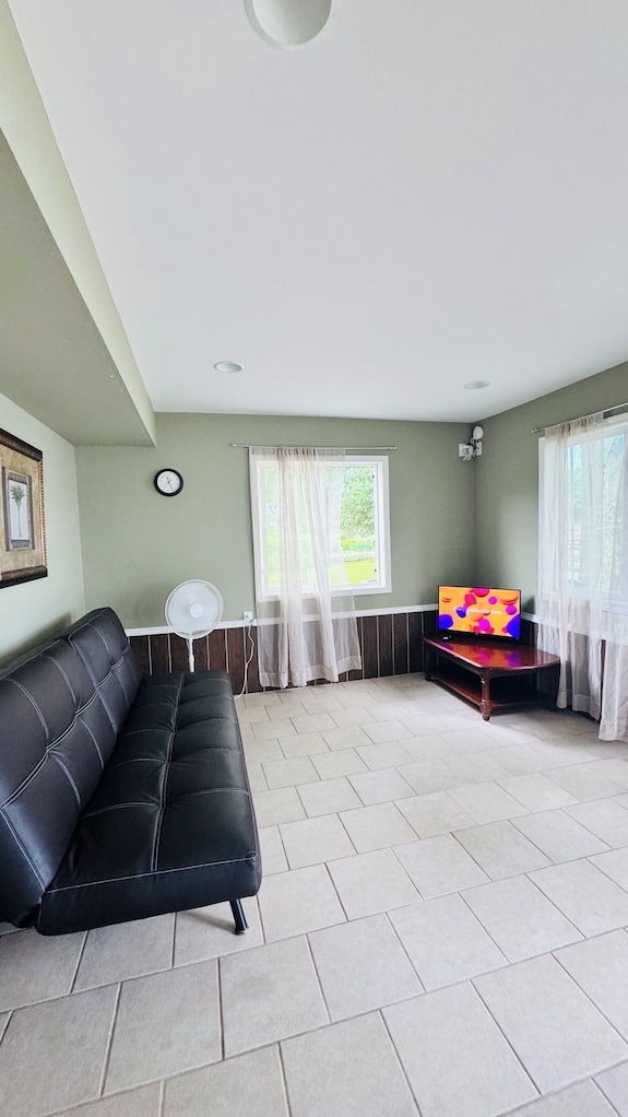 Perfect 2-bedroom Cottage In Adorable Fremont On A Private Lake Stocked. - ミシガン州